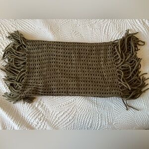Open-knit Fringe Olive Green Scarf